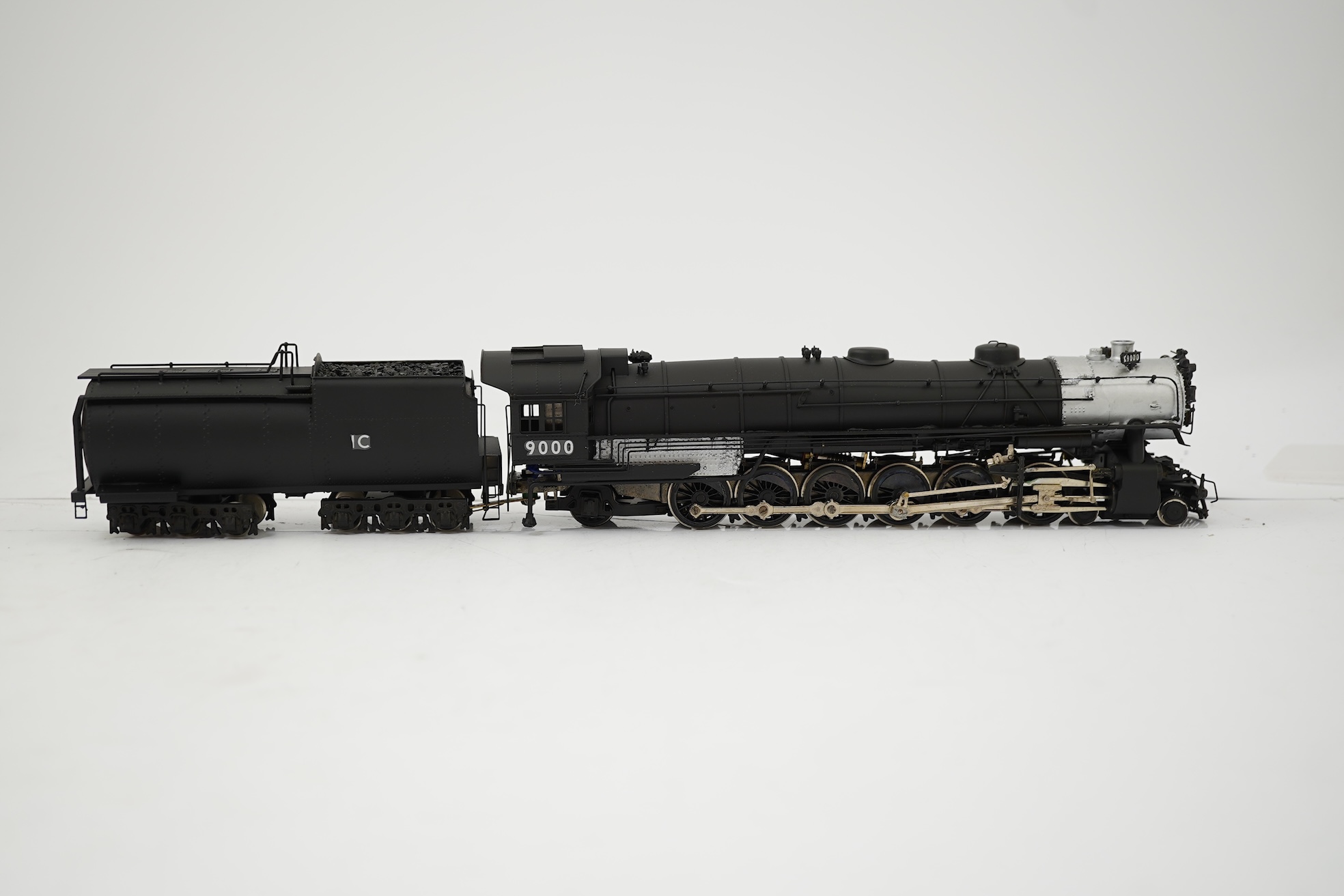 Two boxed HO gauge Union Pacific locomotives; an LMB Models model of Class 9000, 9000, 4-12-2 locomotive with bogie tender, together with another Japanese brass model of 4-4-2, 3300, locomotive with bogie tender, both po